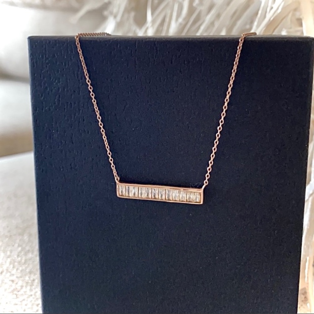 🪞 NEW sterling silver faceted crystal bar rose gold emerald cz stone necklace